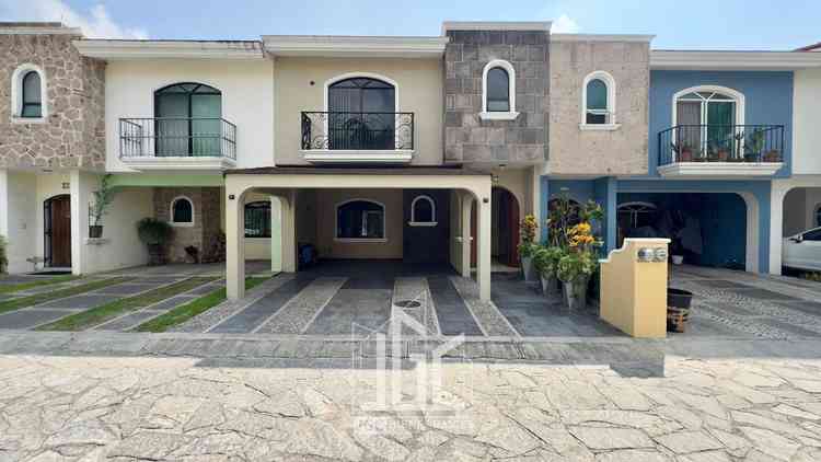 casa en venta calzada central ciudad granja zapopan jalisco pAp34dj